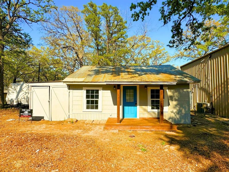 310 Cedar Point Circle, Gordonville TX 76245 - Photo 5