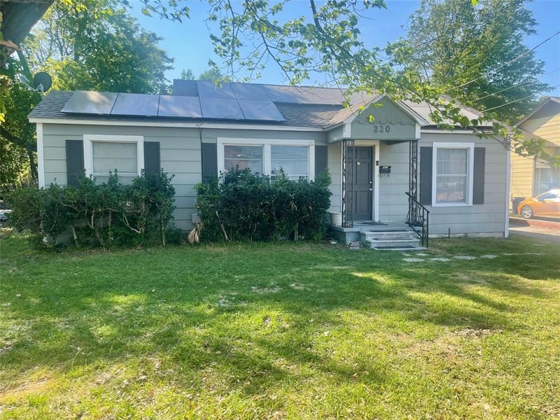 220 Ponder Street, Sulphur Springs TX 75482