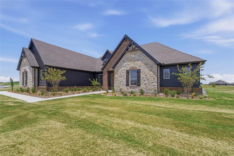 2305 Gypsum Street, Krum TX 76249 - Photo 3