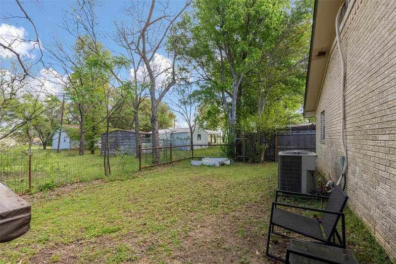 529 E Kempner, Mabank TX 75147 - Photo 14