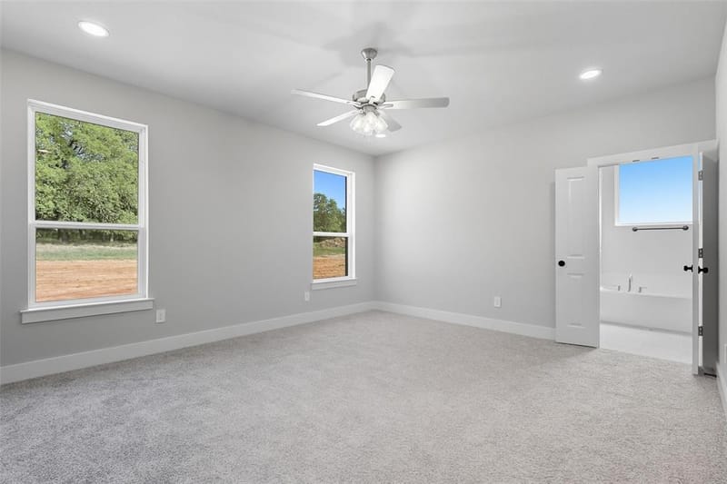 1005 Ronnie Court, Springtown TX 76082 - Photo 15