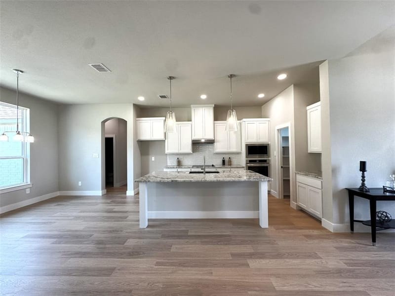 1005 Ronnie Court, Springtown TX 76082 - Photo 8