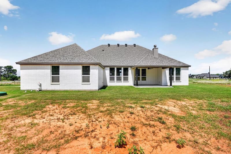 1005 Ronnie Court, Springtown TX 76082 - Photo 25