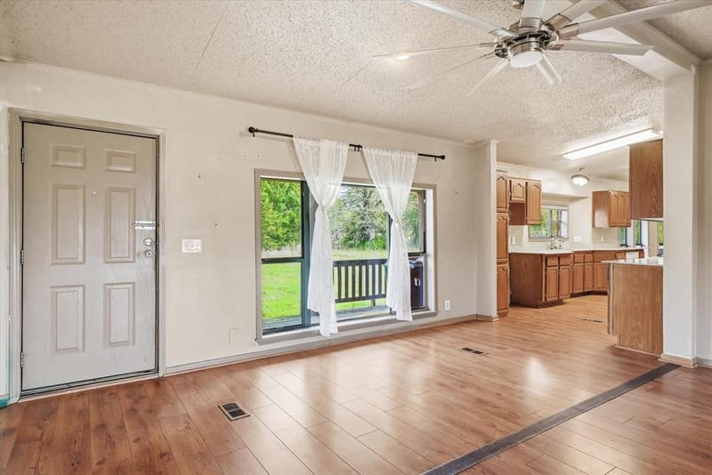 25294 HWY 80, Grand Saline TX 75140 - Photo 15