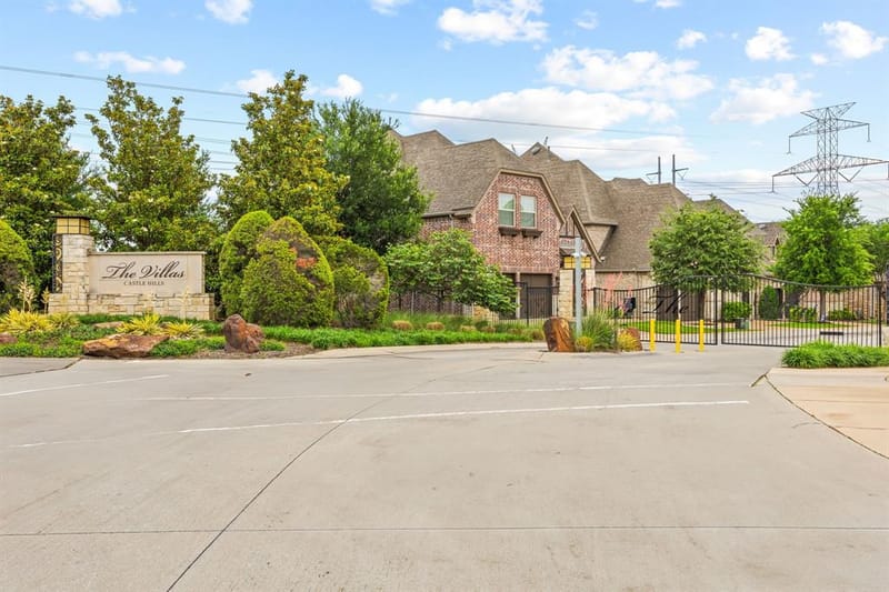 725 Royal Minister Boulevard, Lewisville TX 75056 - Photo 32