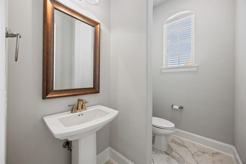 725 Royal Minister Boulevard, Lewisville TX 75056 - Photo 15