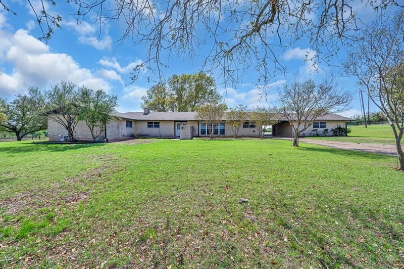 596 Saffle Road, Robinson TX 76706