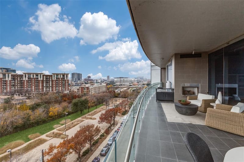 3130 N Harwood Street # 801, Dallas TX 75201 - Photo 31