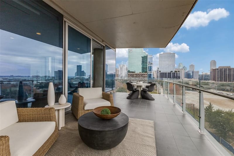 3130 N Harwood Street # 801, Dallas TX 75201 - Photo 29