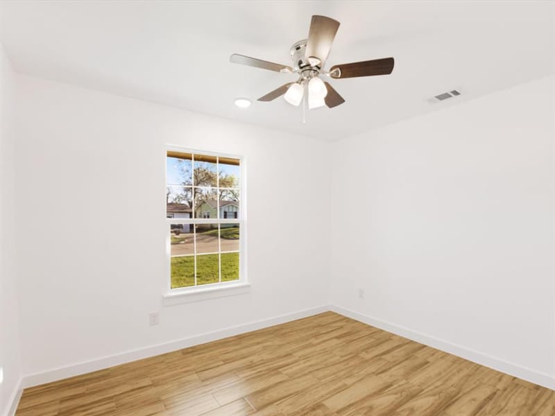 7245 Van Natta Lane, Fort Worth TX 76112 - Photo 17