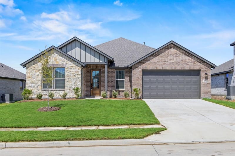 1506 Red Clover Avenue, Van Alstyne TX 75495