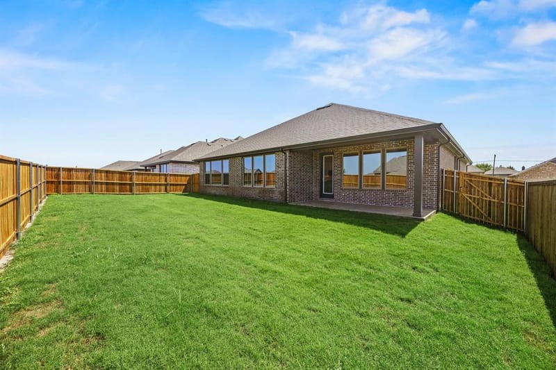 1506 Red Clover Avenue, Van Alstyne TX 75495 - Photo 30