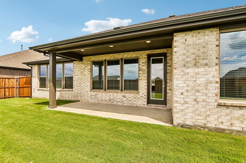 1502 Red Clover Avenue, Van Alstyne TX 75495 - Photo 38