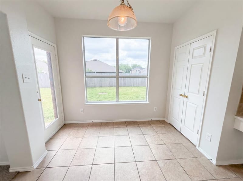916 Matagorda Lane, DeSoto TX 75115 - Photo 11
