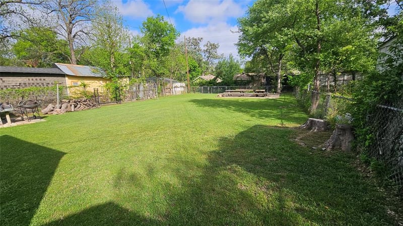 2835 Aster Street, Dallas TX 75211 - Photo 28