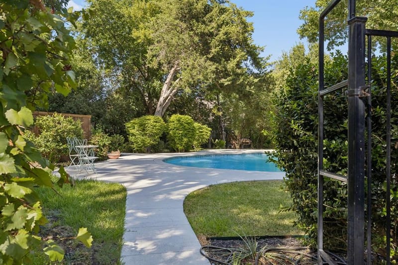 732 Creek Valley Court, Allen TX 75002 - Photo 32
