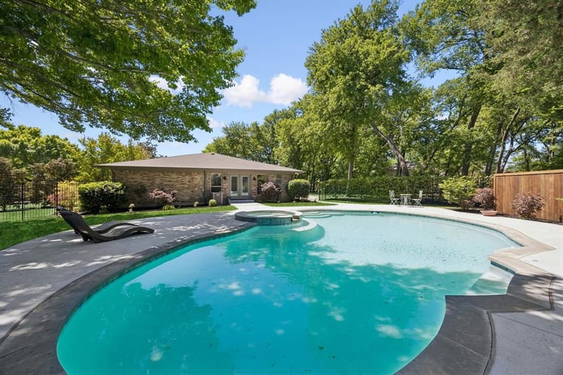 732 Creek Valley Court, Allen TX 75002 - Photo 5