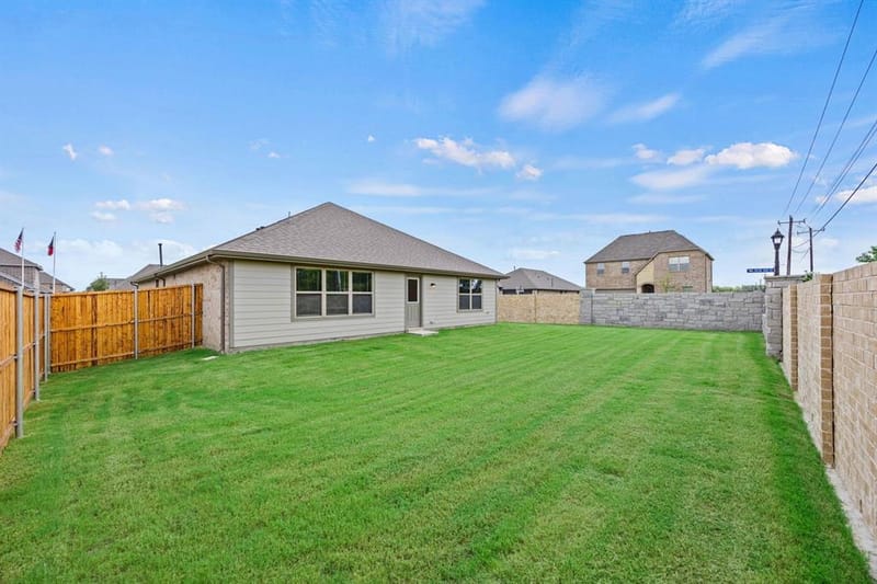 556 Stone Hollow Drive, Van Alstyne TX 75495 - Photo 28