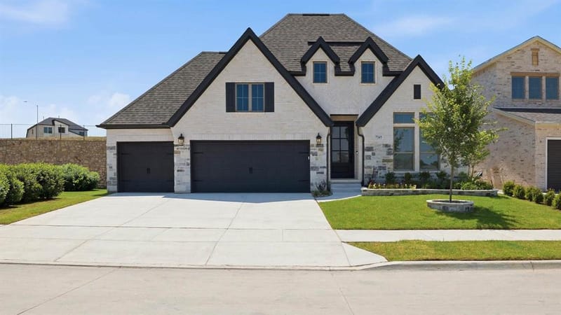 7345 Harrier Street, Fort Worth TX 76179 - Photo 2