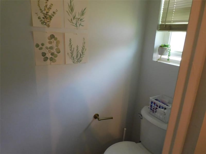 409 W Vista Drive, Garland TX 75041 - Photo 6