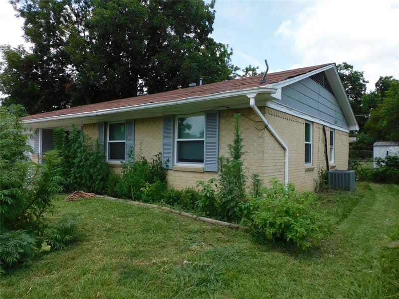 409 W Vista Drive, Garland TX 75041 - Photo 11