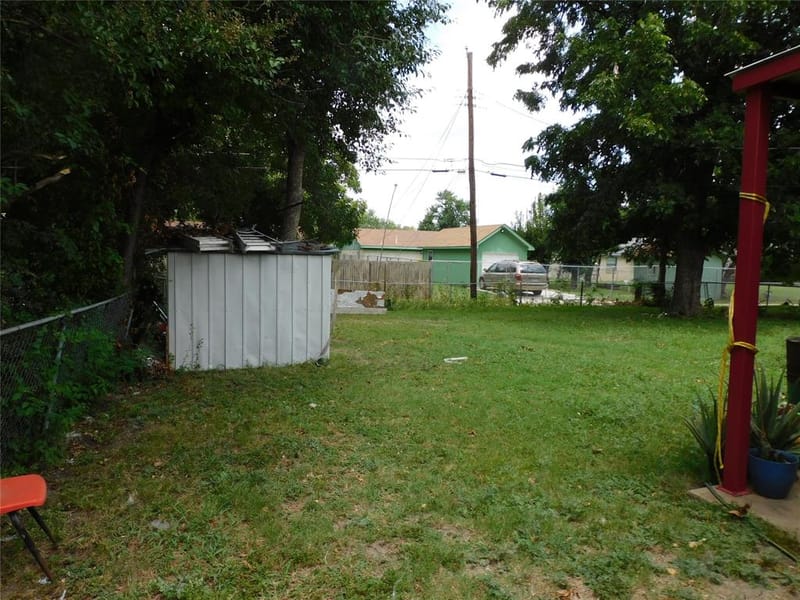 925 Shorecrest Drive, Garland TX 75040 - Photo 12