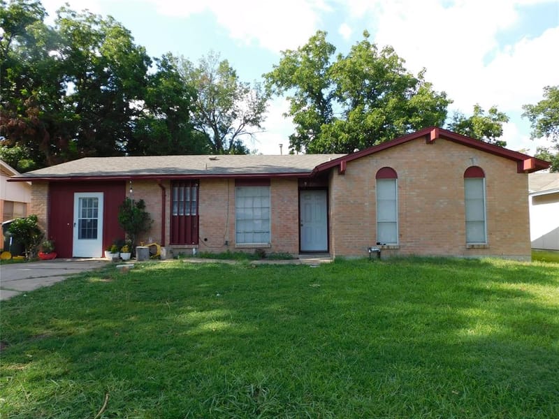925 Shorecrest Drive, Garland TX 75040