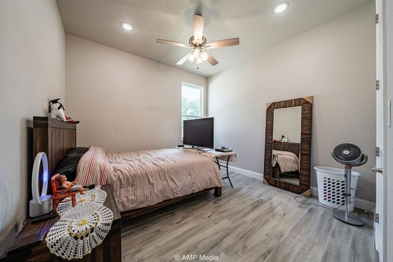 408 Lake Arbor Drive, Weatherford TX 76088 - Photo 27