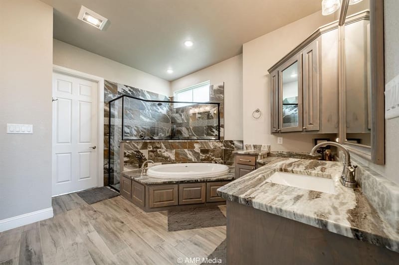 408 Lake Arbor Drive, Weatherford TX 76088 - Photo 10