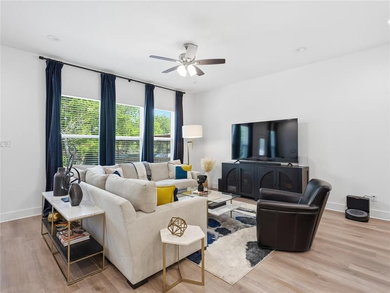 1730 Vilbig Road, Dallas TX 75208 - Photo 5