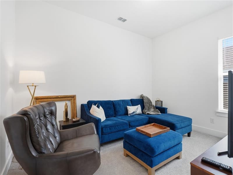 1730 Vilbig Road, Dallas TX 75208 - Photo 14