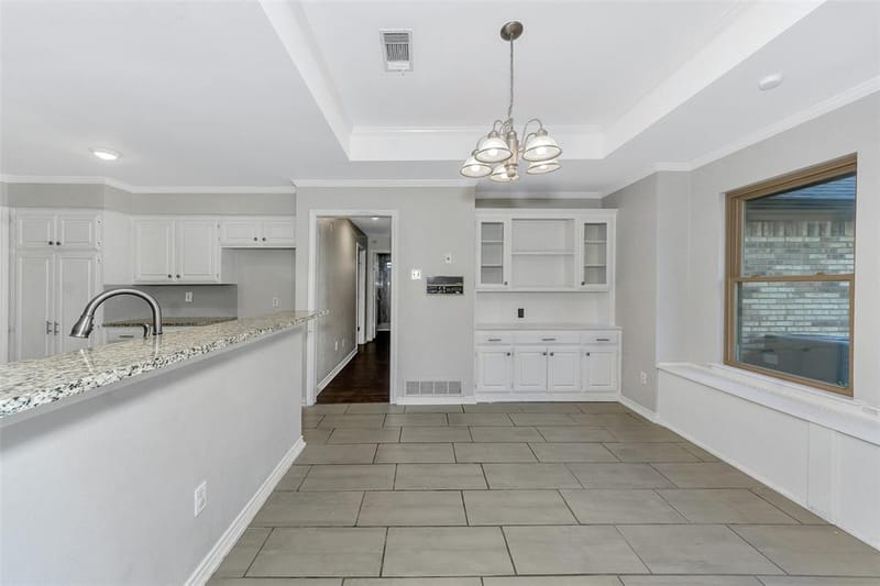 1011 Briar Hill Circle, Duncanville TX 75137 - Photo 9