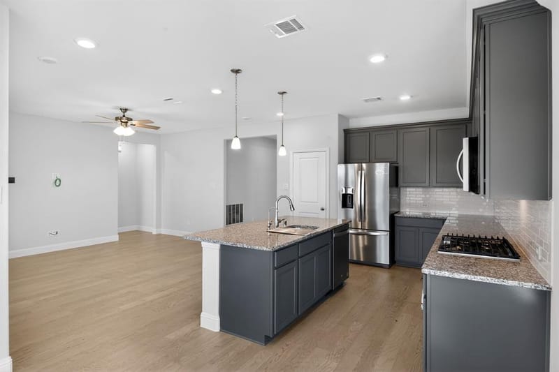 1812 Valencia Drive, Little Elm TX 75068 - Photo 4