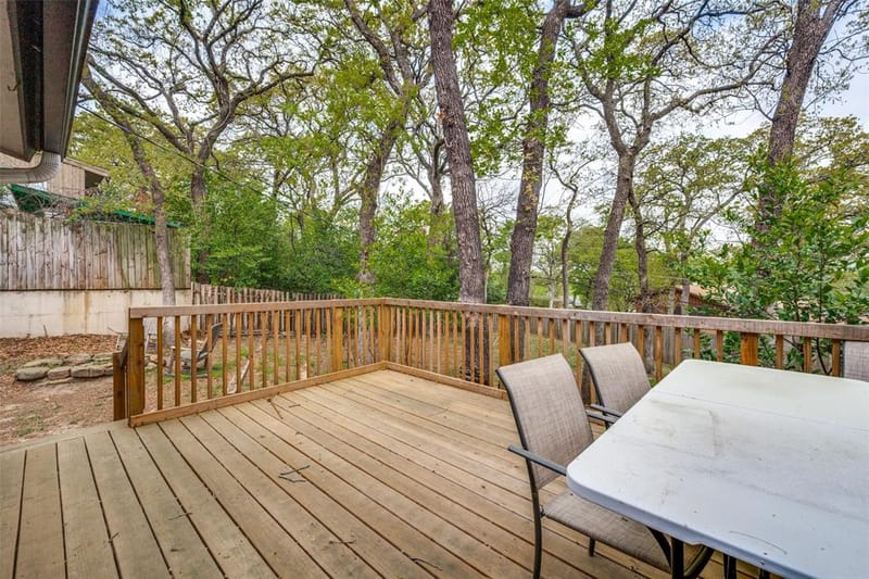 2705 Black Oak Lane, Arlington TX 76012 - Photo 22