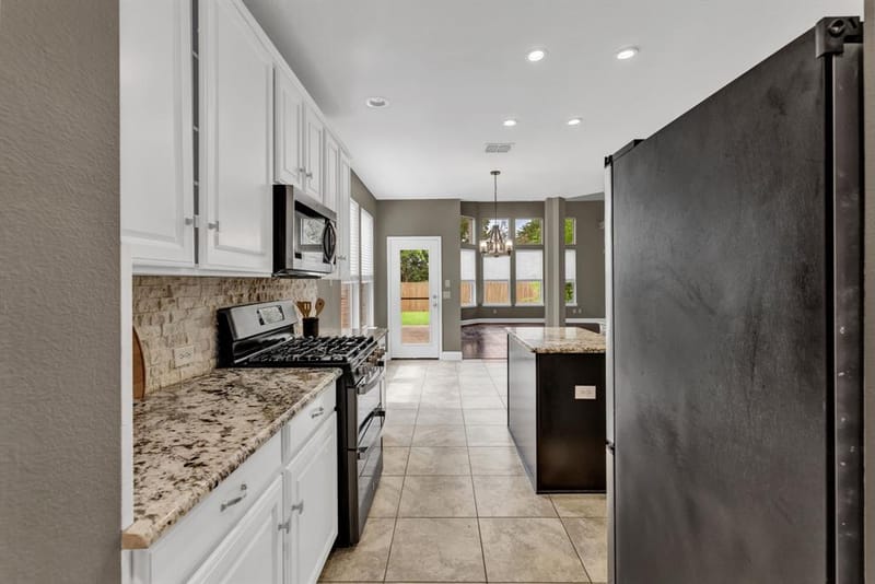 1097 Southampton Drive, Frisco TX 75036 - Photo 12