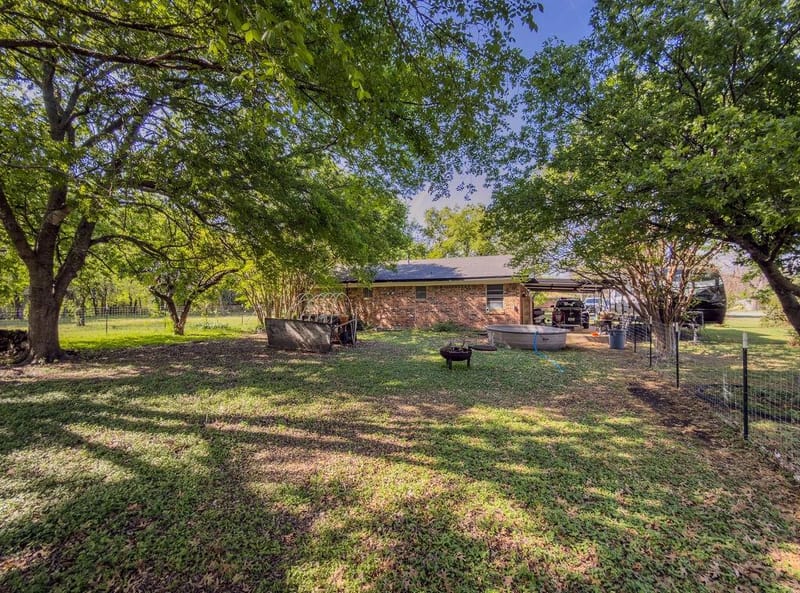 501 W Washington Avenue, Whitney TX 76692 - Photo 12