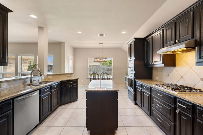 5130 Crawfish Lane, Garland TX 75043 - Photo 12