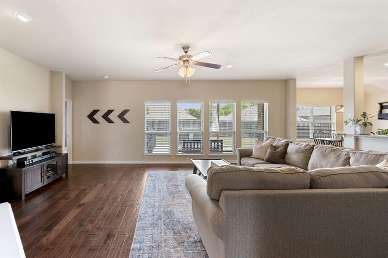 5130 Crawfish Lane, Garland TX 75043 - Photo 9