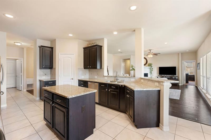 5130 Crawfish Lane, Garland TX 75043 - Photo 11