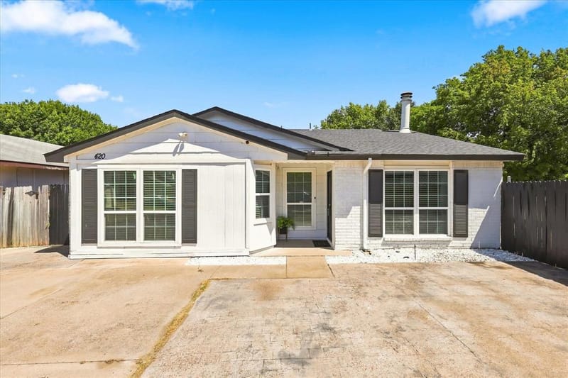 420 Vincent Street, Cedar Hill TX 75104
