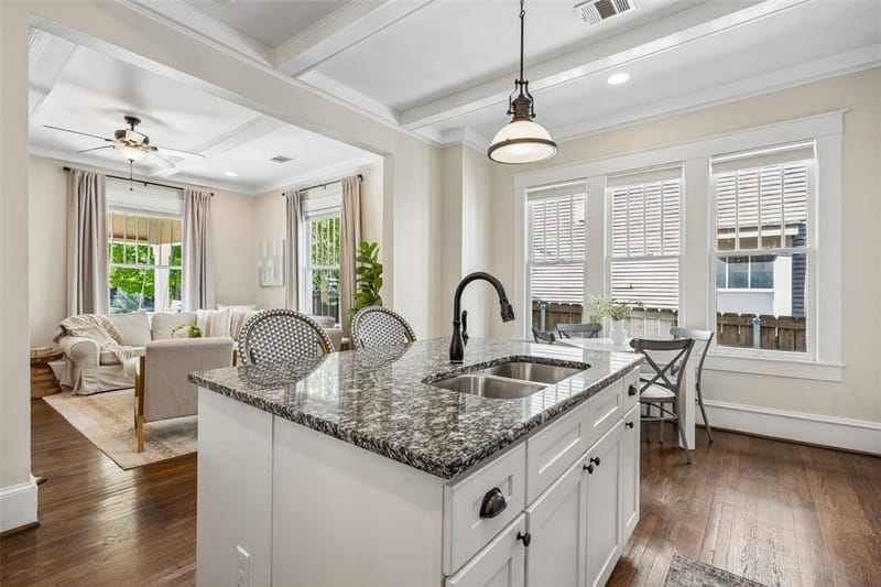 214 S Montclair Avenue, Dallas TX 75208 - Photo 10
