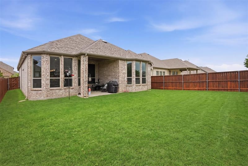 1429 Eclipse Road, Aubrey TX 76227 - Photo 23