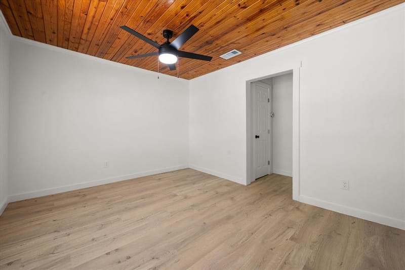 8225 Carlos Street, White Settlement TX 76108 - Photo 14