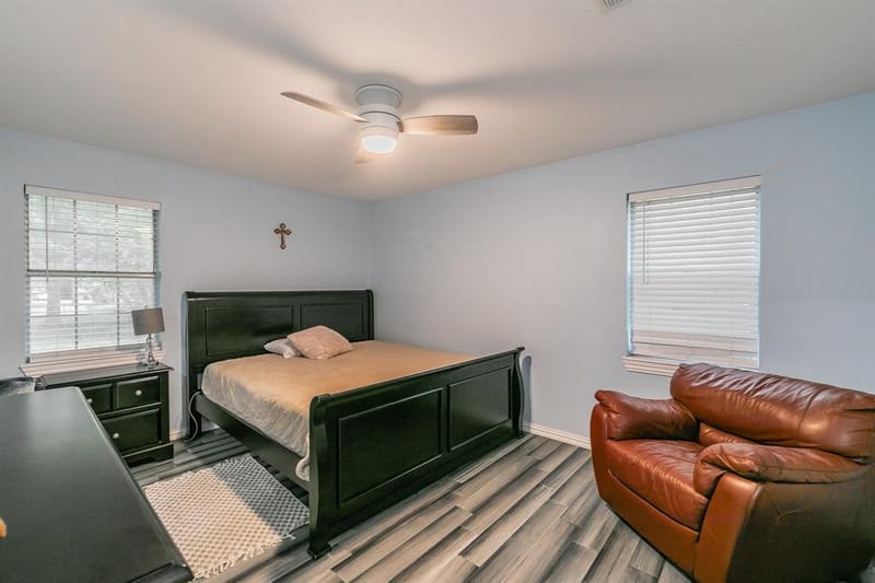 904 SHERMAN Street, Tioga TX 76271 - Photo 23