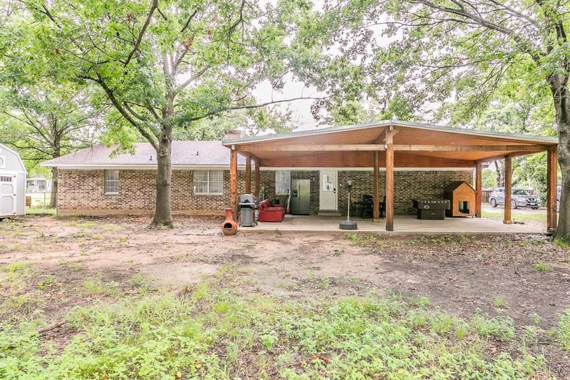 904 SHERMAN Street, Tioga TX 76271 - Photo 7