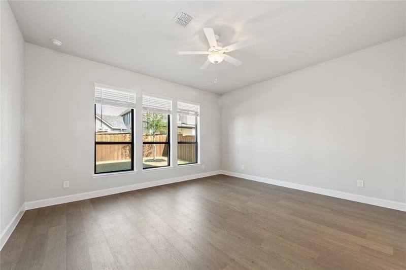 8613 Hawthorn Drive, The Colony TX 75056 - Photo 17