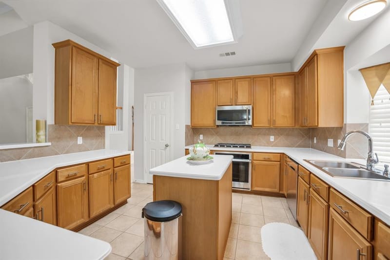 2106 Indian Trail, Rowlett TX 75088 - Photo 17