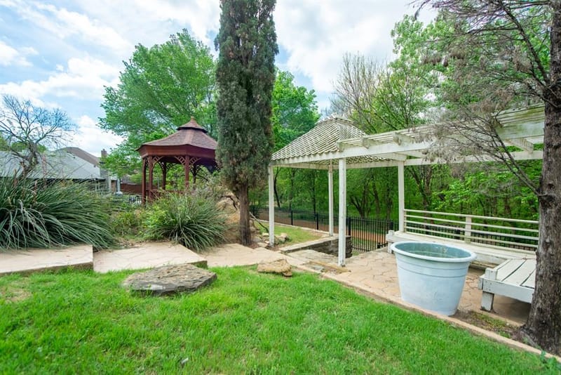 2106 Indian Trail, Rowlett TX 75088 - Photo 37