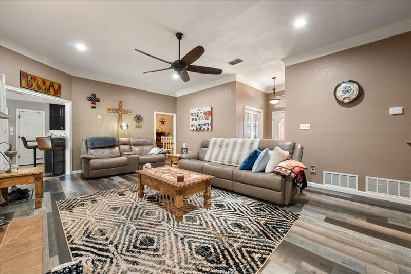 2800 Coventry Road, Crowley TX 76036 - Photo 12