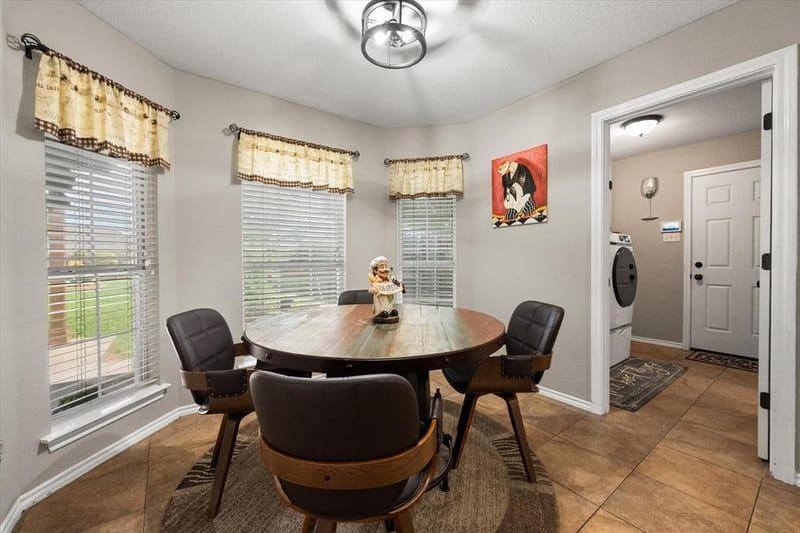2800 Coventry Road, Crowley TX 76036 - Photo 22